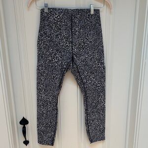 lululemon instill HR tight 25”